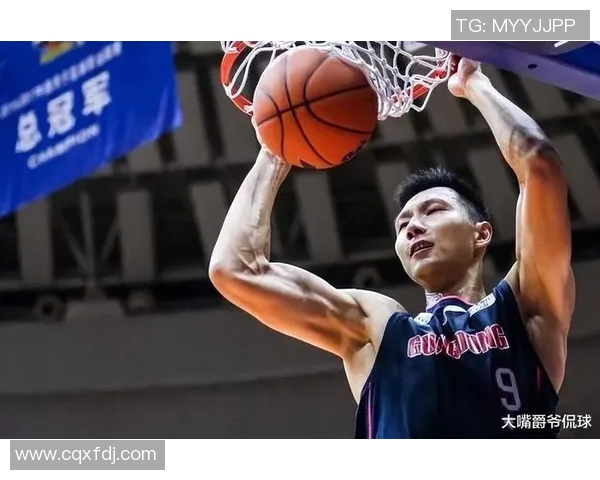 易建联：从篮球场上的传奇到中国体育的代表性人物之路